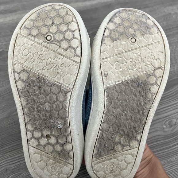 Two pairs of Cat & Jack slip-on Velcro shoes toddler boys size 8 - Picture 5 of 5